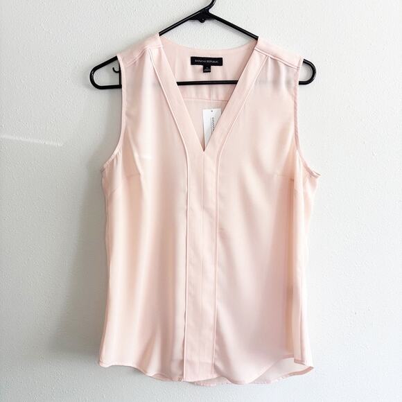 NWT Banana Republic Sz S Peach V-Neck Lightweight Sleeveless Top Flowy Dressy - Picture 1 of 9